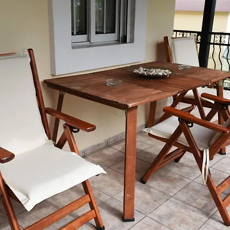 Summer Panorama Retreat - Yard, Barbeque, Up To 7 * Epanomi